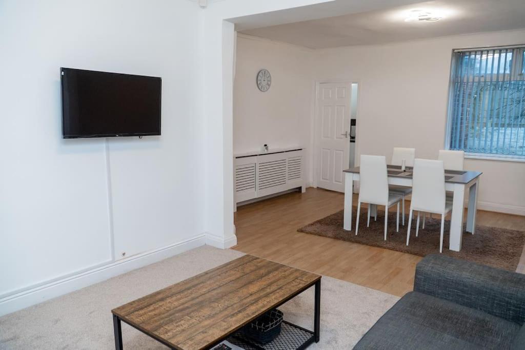 Home In Failsworth Manchester Bagian luar foto